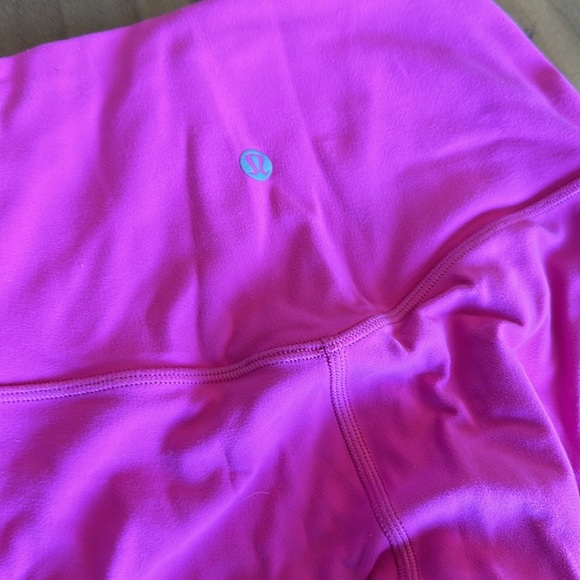 Hot pink Lululemon size 2 Align Leggings - Picture 2 of 2